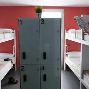 Albergue Hellobcn Youth